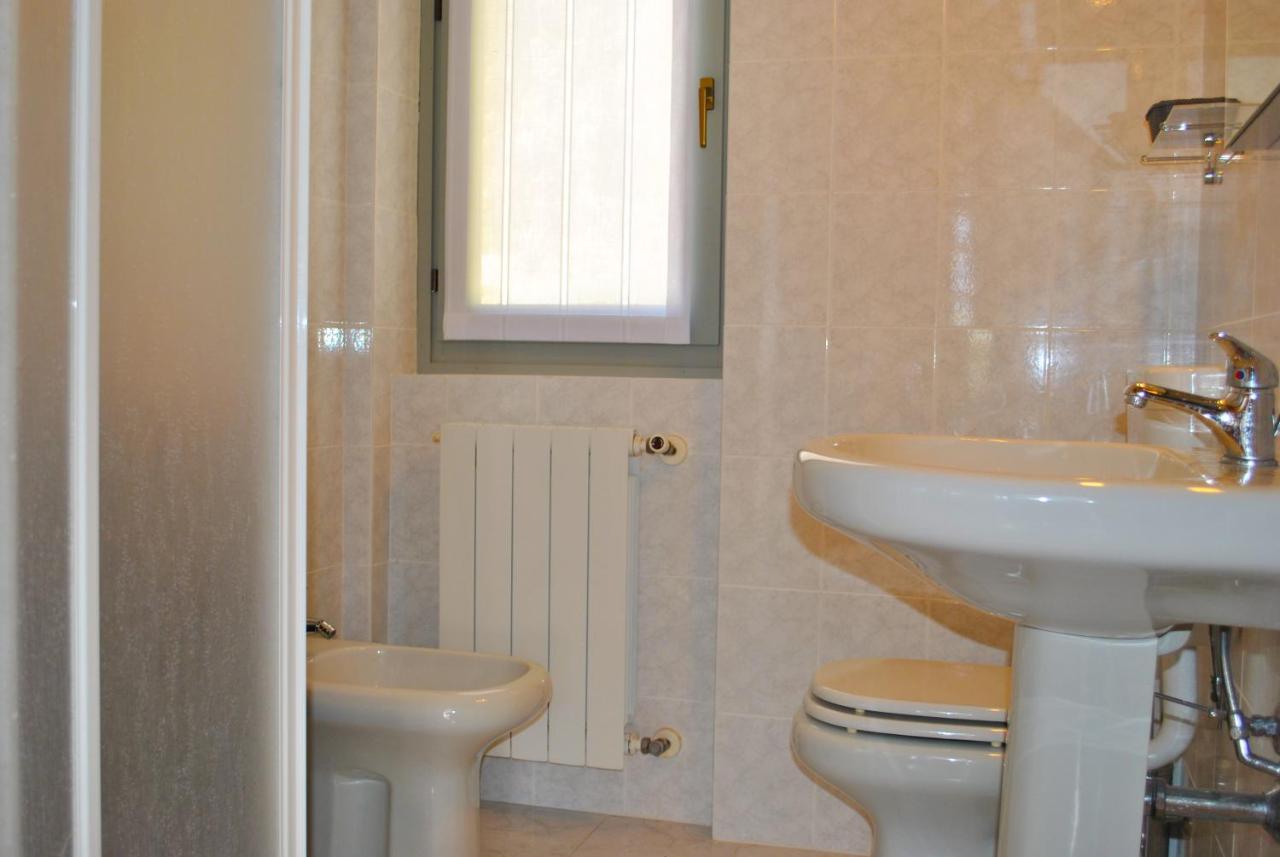 Loft With Big Terrace Lake View Apartment Sala Comacina Bagian luar foto