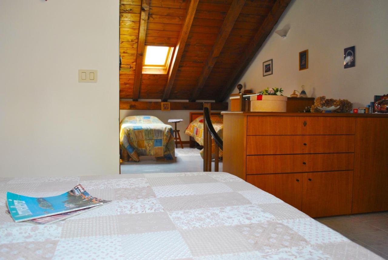 Loft With Big Terrace Lake View Apartment Sala Comacina Bagian luar foto